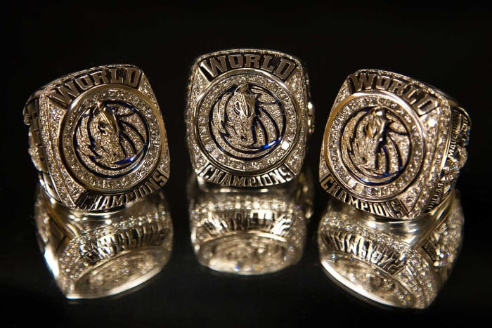 2011-Dallas-Mavericks-NBA-Championship-rings.jpg